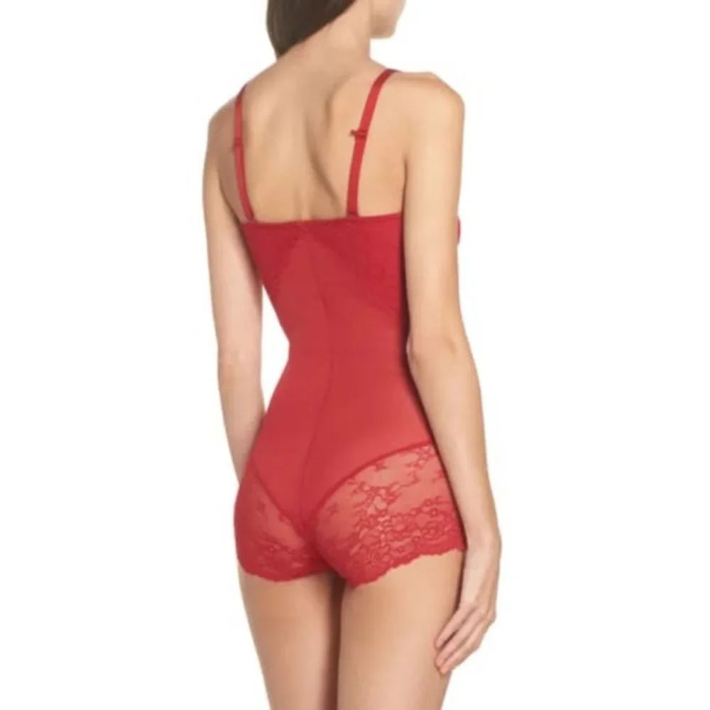 Spanx Spotlight on Lace Bodysuit in Red - Picture 2 of 6